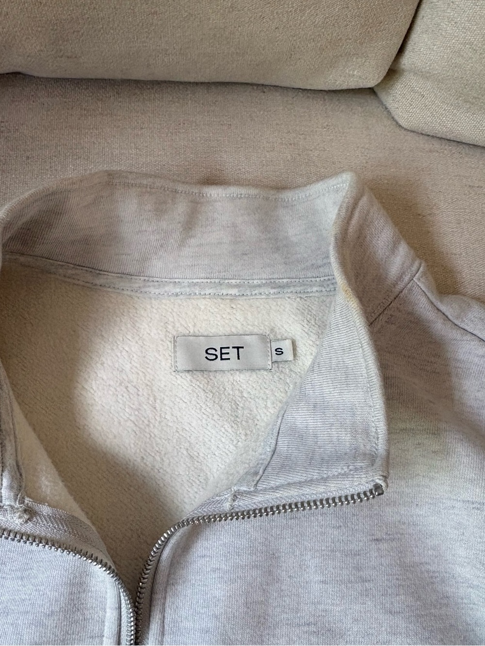 Set active quarter zip - Picture 2 of 3